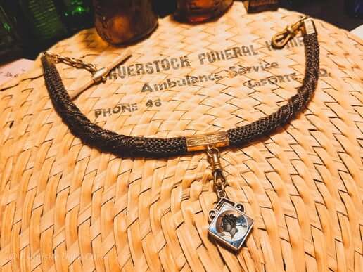 Mourning - Exquisite Dark Curio