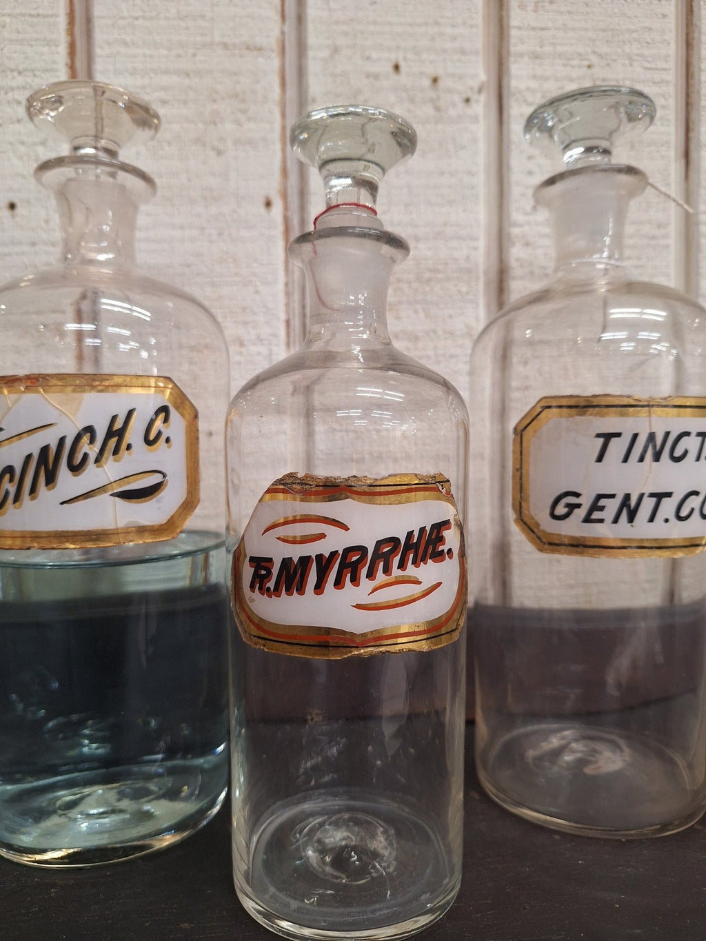 19th Century LUG Pontil Apothecary Bottle - Tincture Myrrahae - Exquisite Dark Curio