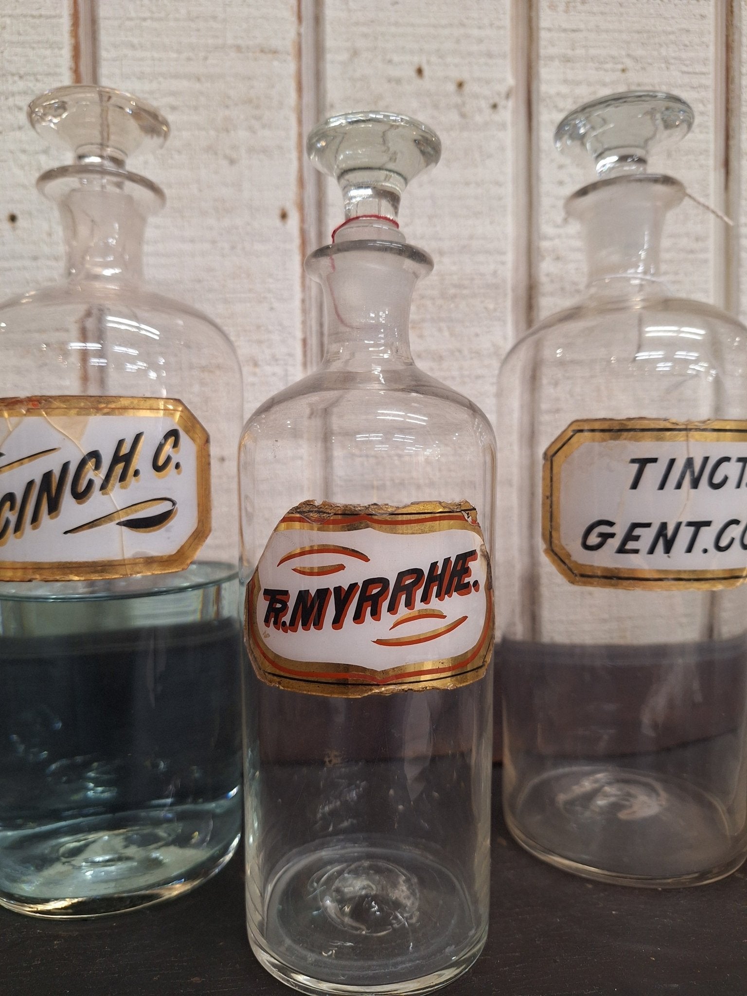 19th Century LUG Pontil Apothecary Bottle - Tincture Myrrahae - Exquisite Dark Curio