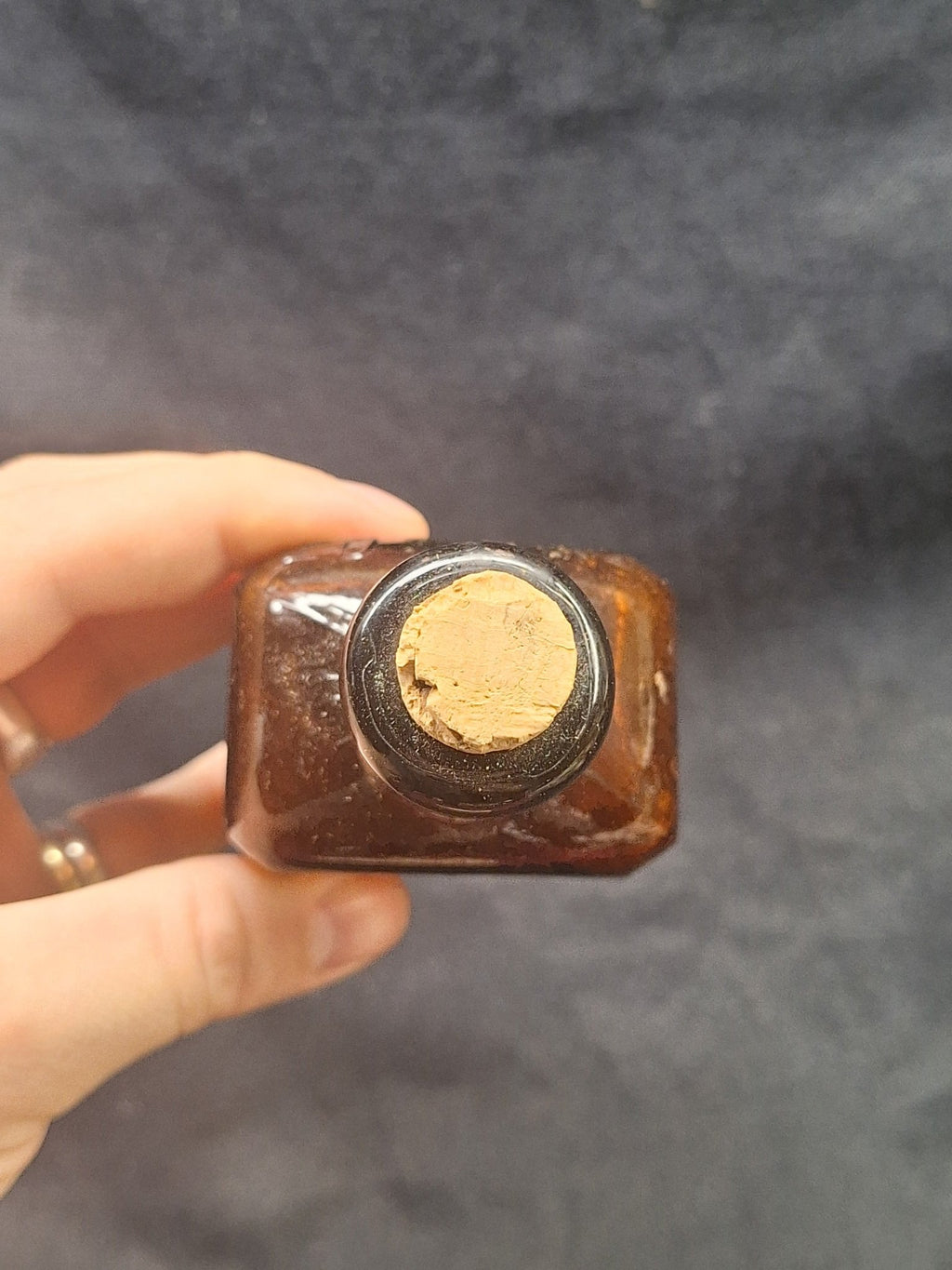 Antique Apothecary / Veterinary - Glover's Imperial Mange Remedy - Exquisite Dark Curio