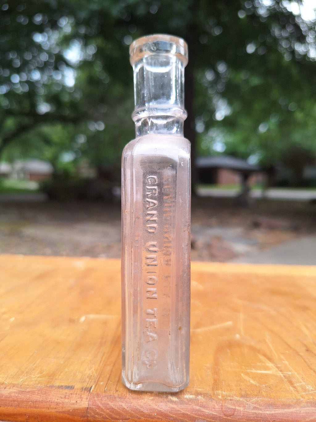 c1900 Grand Union Tea Co. Bottle | Antique Apothecary - Exquisite Dark Curio