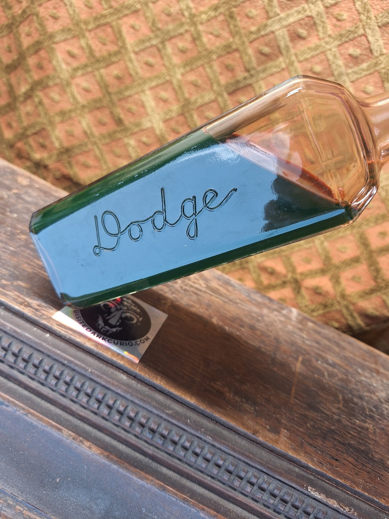Dodge Jaundofiant Antique Embalming Bottle - UV Reactive - Exquisite Dark Curio