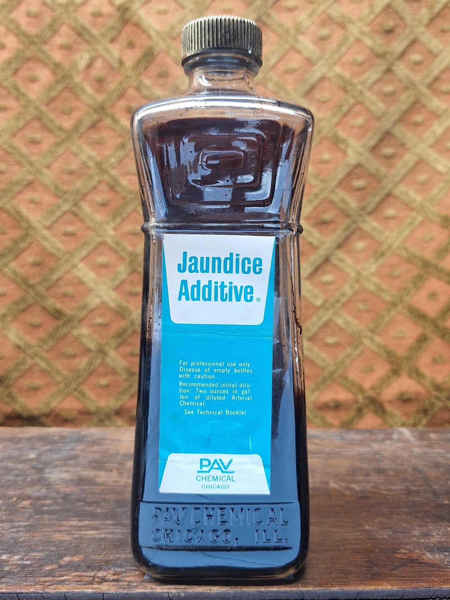 PAV Jaundice Additive Vintage Embalming Bottle - Exquisite Dark Curio