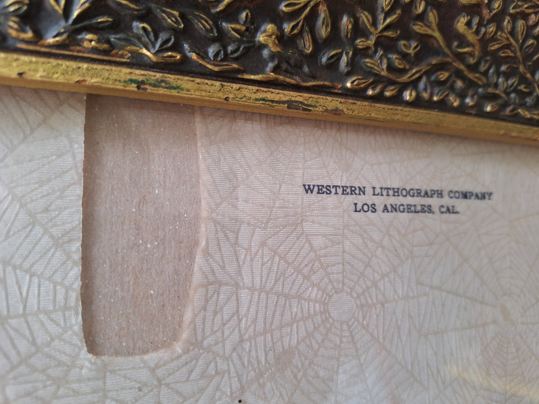 Spider Webbed Golden Sceptre Sunkist 1920's Advertisement Framed - Exquisite Dark Curio