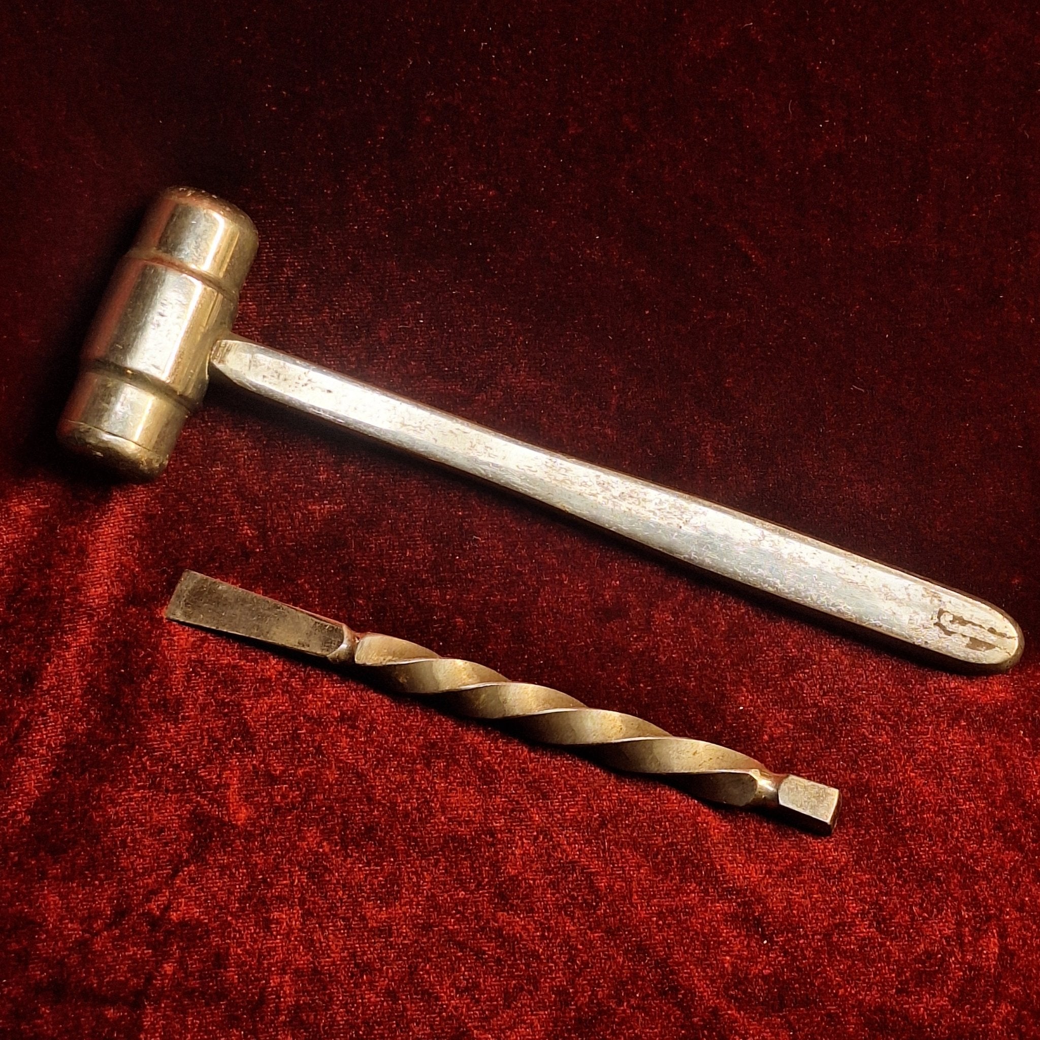 Vintage Bone Hammer & Chisel Set - Exquisite Dark Curio