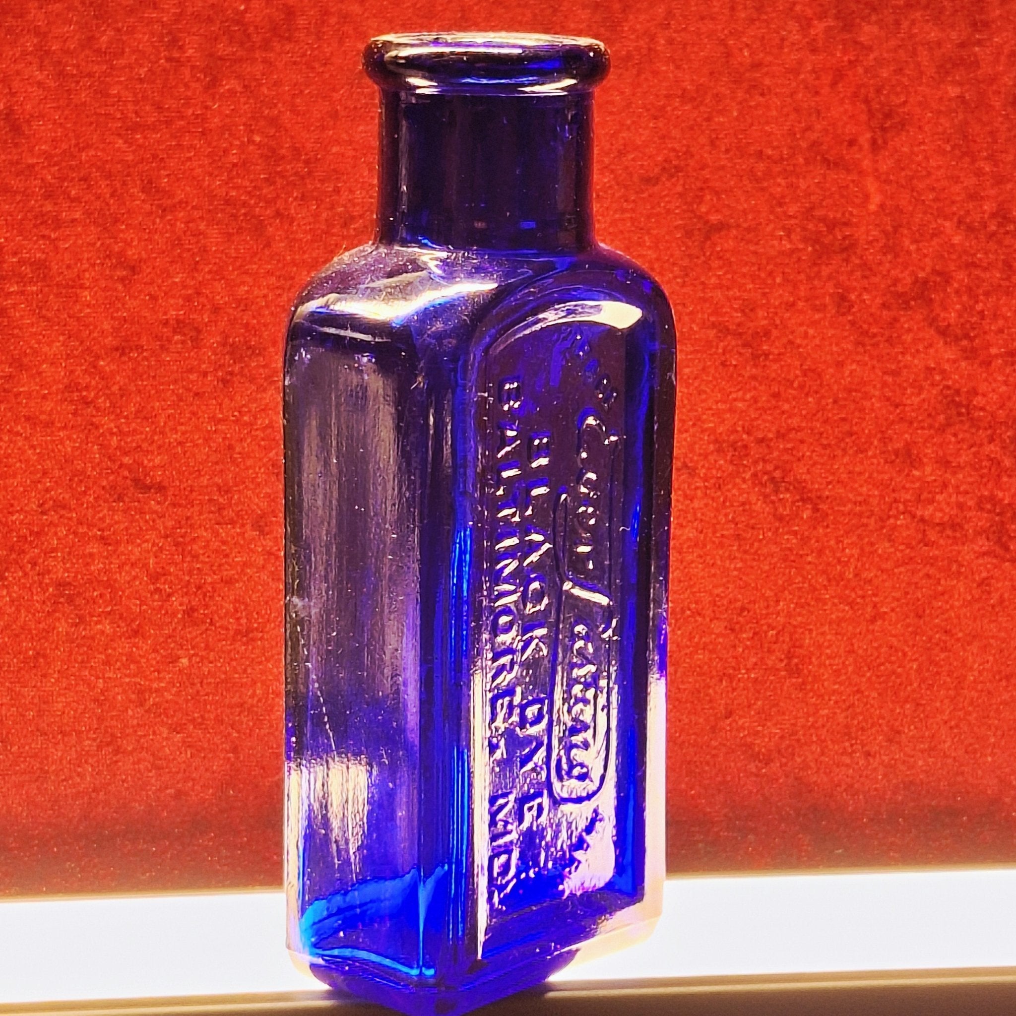 Vintage Everlasting Black Dye Cobalt Blue Bottle – Baltimore 1920s Household Dye - Exquisite Dark Curio